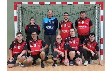 Plateau relevé pour le Handensemble